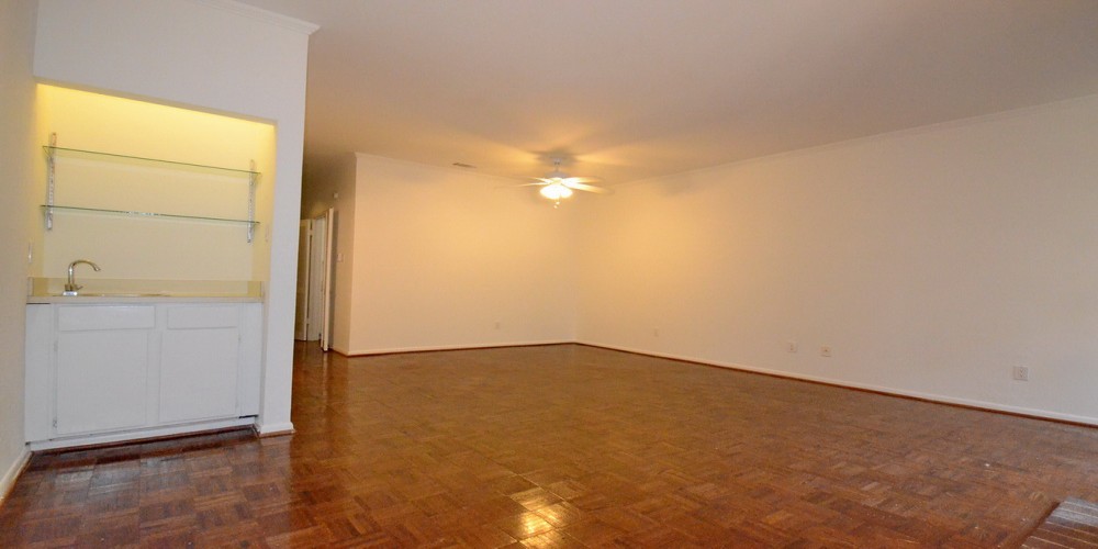 2 Bedrooms, Condominium, For Rent, 2727 Shelby Ave #M, 1 Bathrooms, Listing ID 1043, Dallas, Texas, United States, 75219,