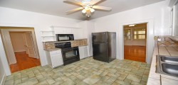 2 Bedrooms, ½ Duplex, For Rent, Douglas Ave, 1 Bathrooms, Listing ID 1047, Dallas, Texas, United States, 75219,